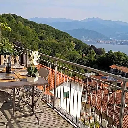 Lejlighed Penthouse San Rocco Stresa