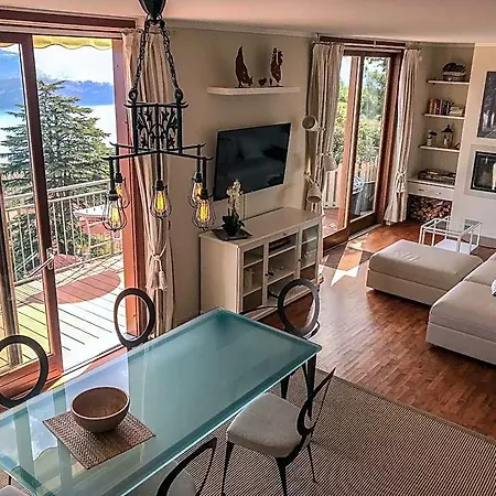 Lejlighed Penthouse San Rocco Stresa