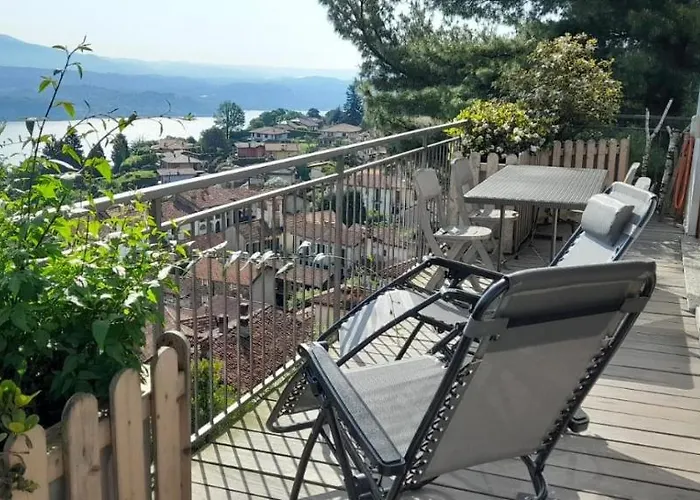 Penthouse San Rocco ستريزا