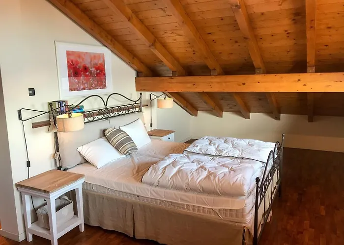 Penthouse San Rocco شقة